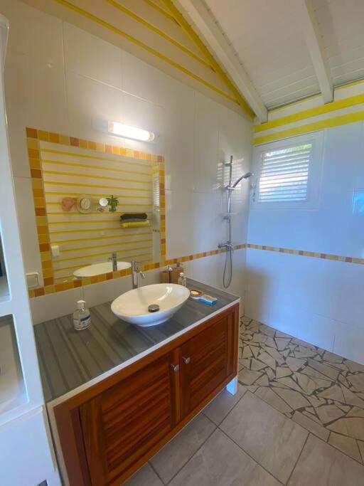 Bungalow Alnamaka : Vue Mer - Piscine - Plage A 5Mn بوانت-نوار المظهر الخارجي الصورة